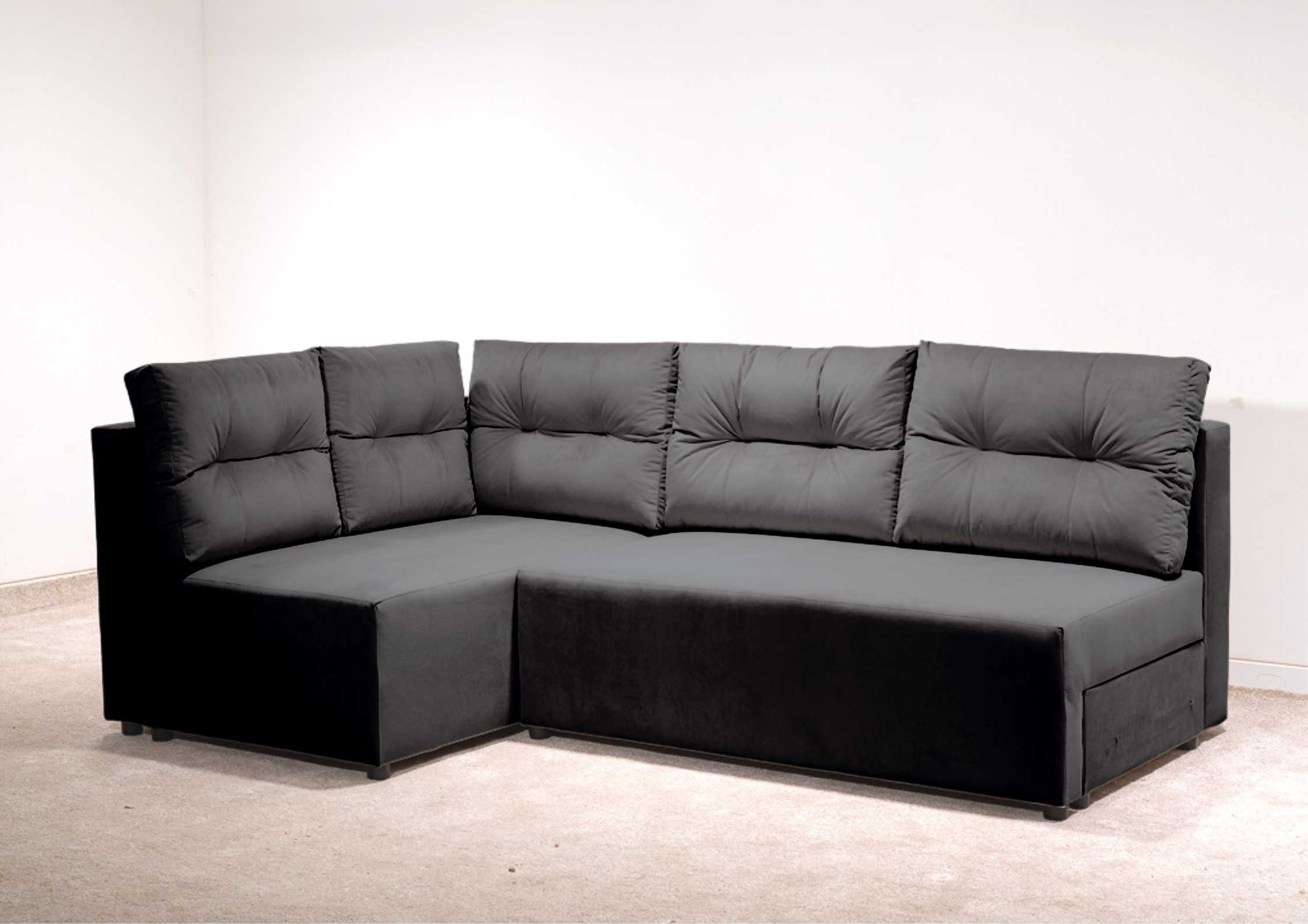 Mały narożnik z pikowanymi poduszkami czarny